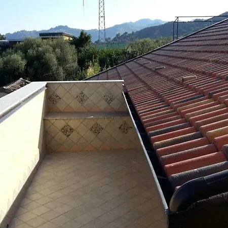 Апарт-отель Casal Trinacria Санта-Тереза-ди-Рива